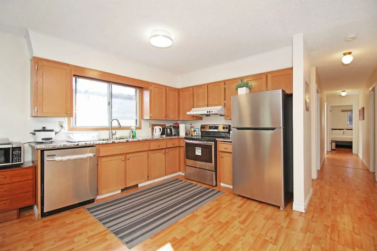 Calgary Northwest Guest House